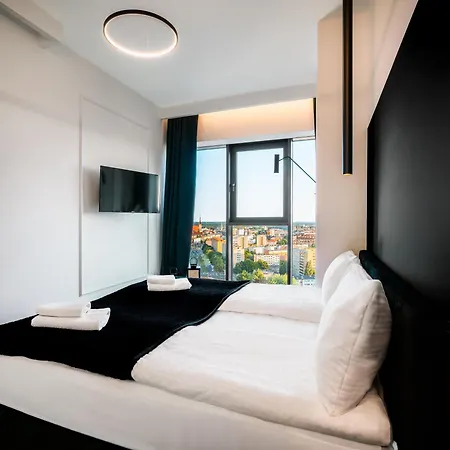 Apartment Hanza Black & White 17th Floor & Pool Free Parking By Stayly Stettin