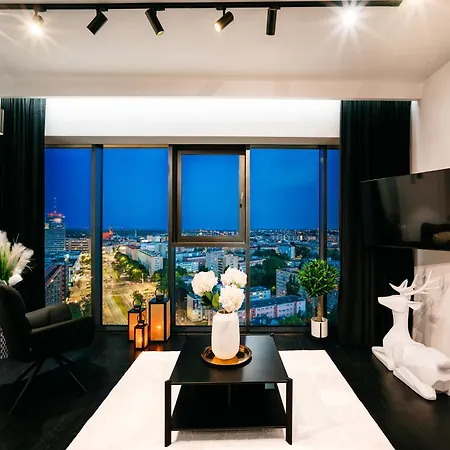 公寓 Hanza Black & White 17th Floor & Pool Free Parking By Stayly 什切青