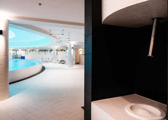 Hanza Black & White 17th Floor & Pool Parking By Stayly 아파트 슈체친