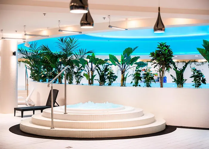 Hanza Black & White 17th Floor & Pool Parking By Stayly 아파트 *