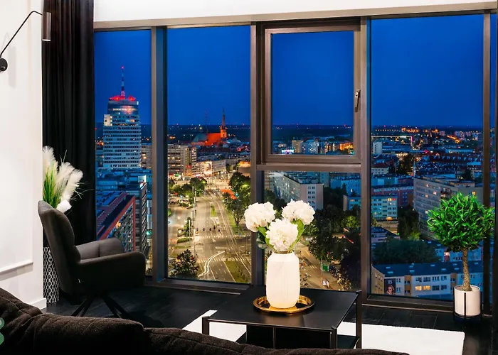 Hanza Black & White 17th Floor & Pool Parking By Stayly 슈체친