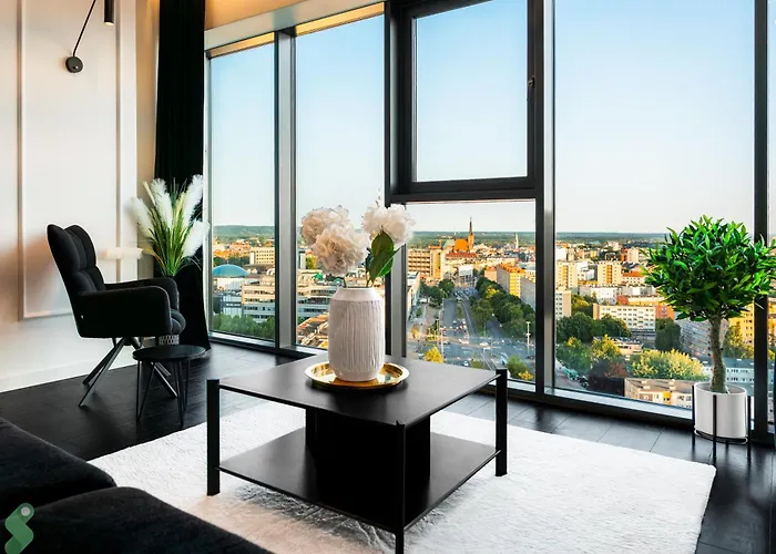 아파트 Hanza Black & White 17th Floor & Pool Parking By Stayly